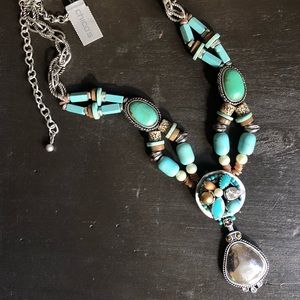 New Chico’s Jeniece Statement Necklace Multi